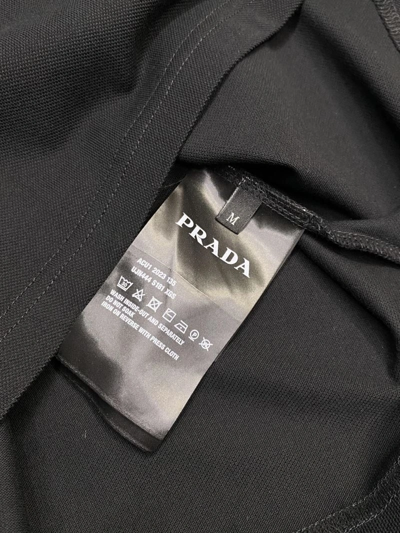 Seasonal Prada T-Shirts 168722