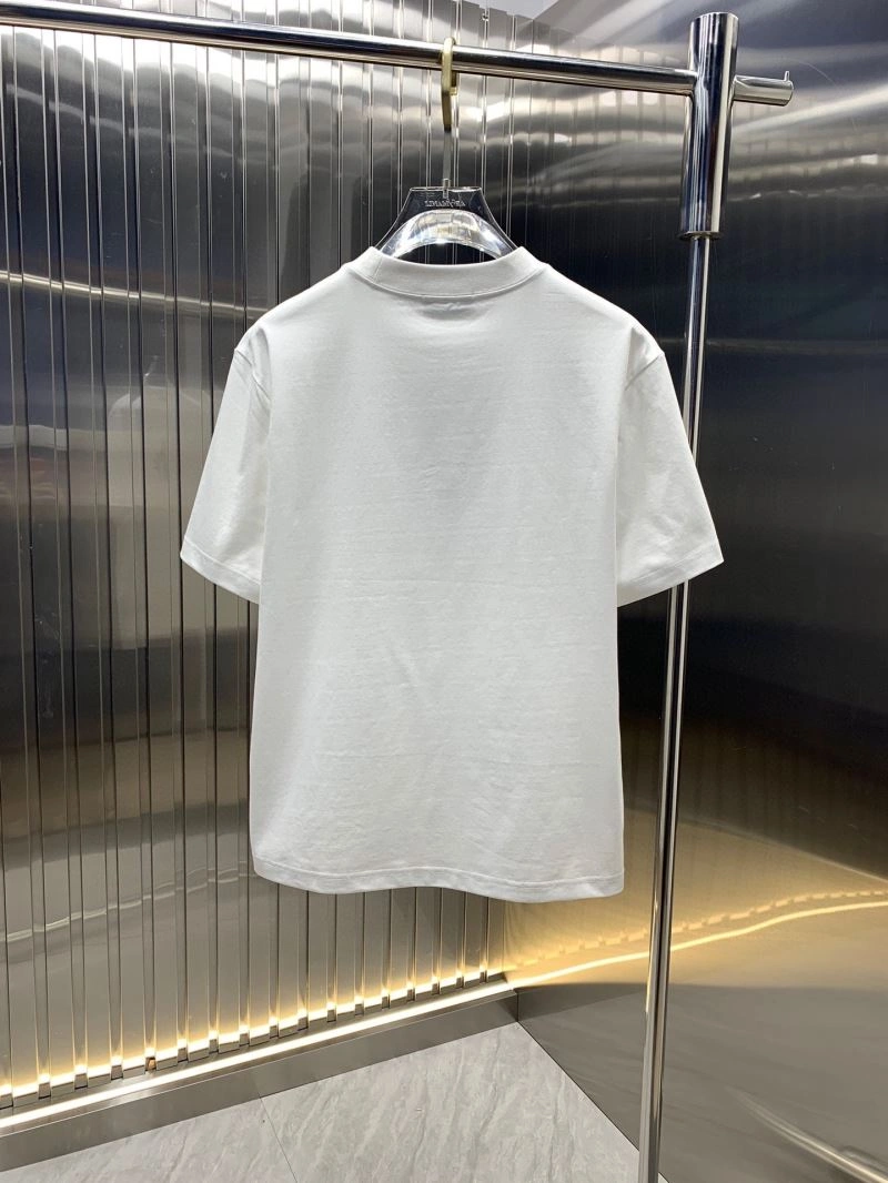 Trendsetting Prada T-Shirts 168676
