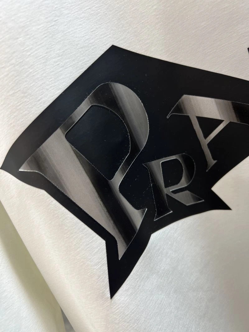 TravelReady Prada T-Shirts 168668