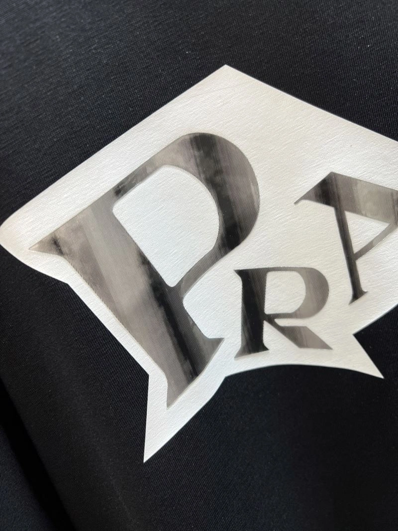 Trendsetting Prada T-Shirts 168674