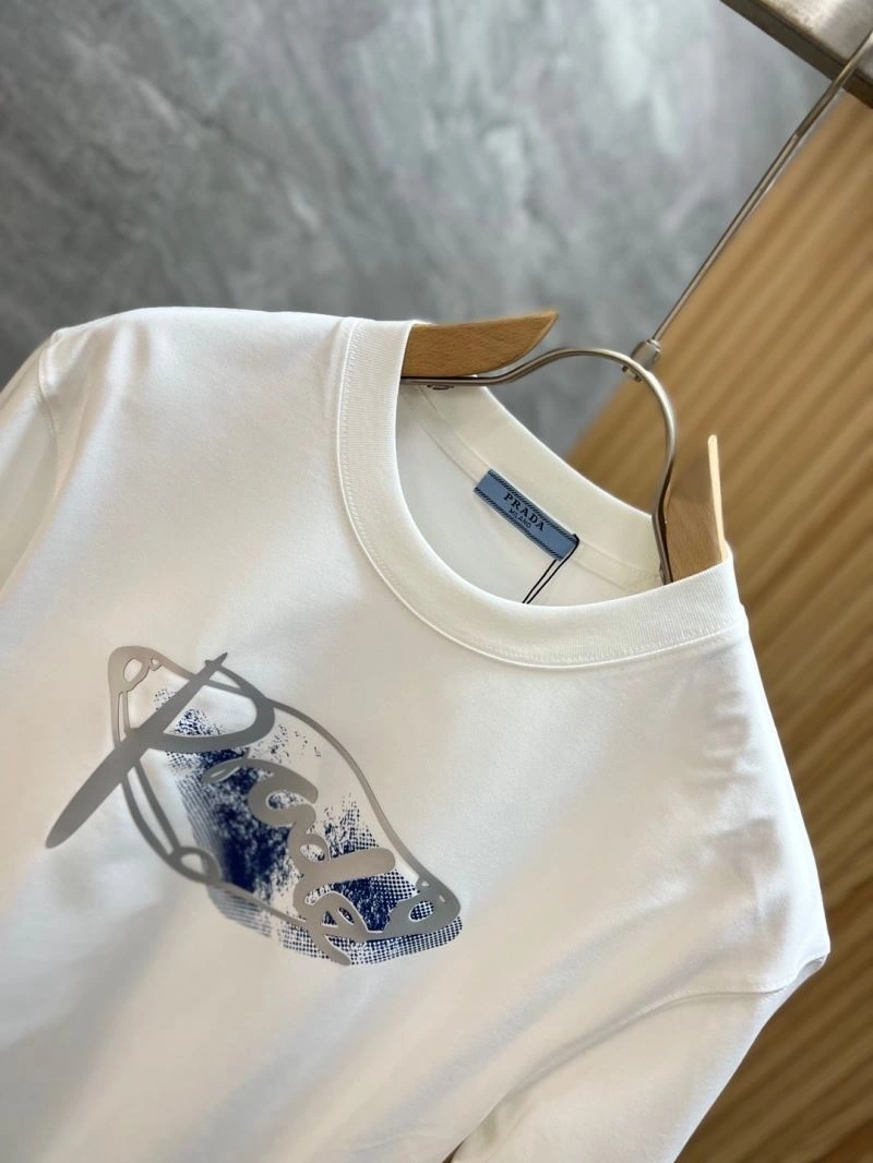 Prada T-Shirts RelaxedFit 168660