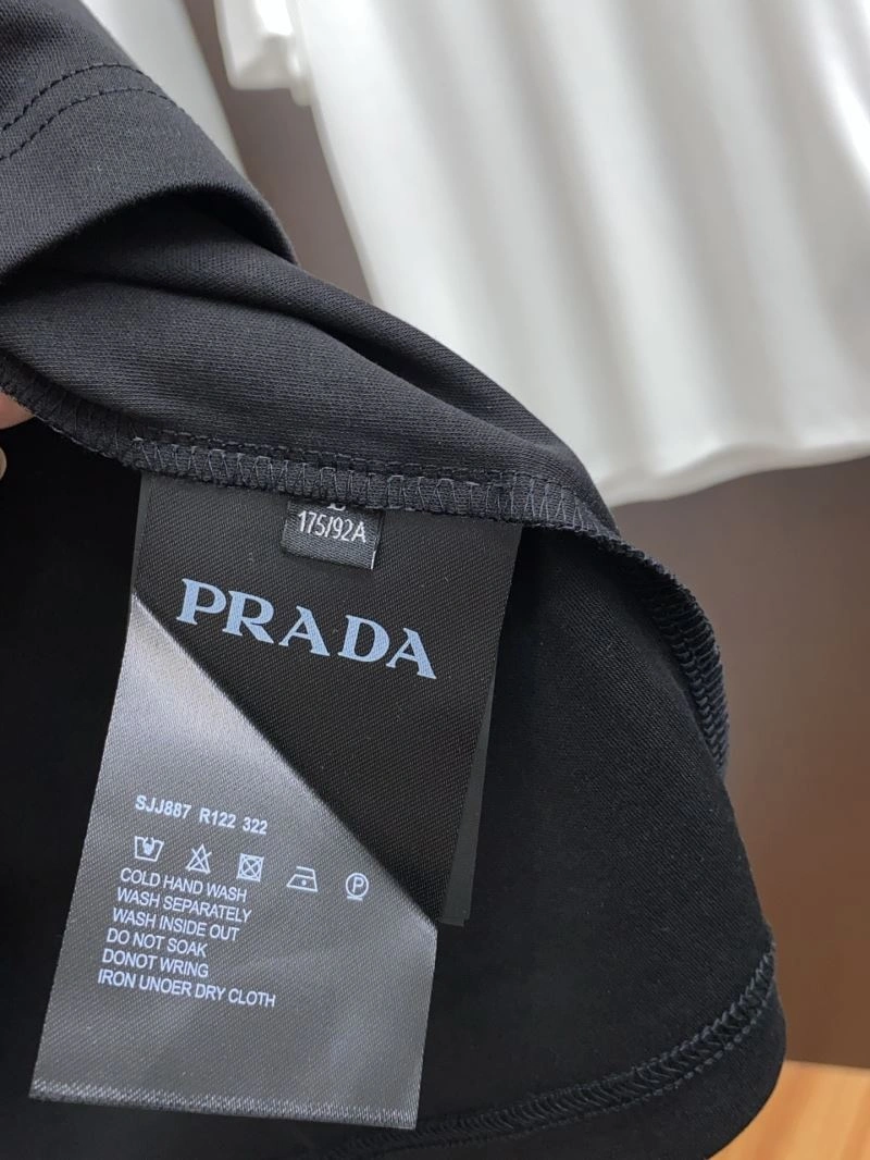 Flexible Prada T-Shirts 168663