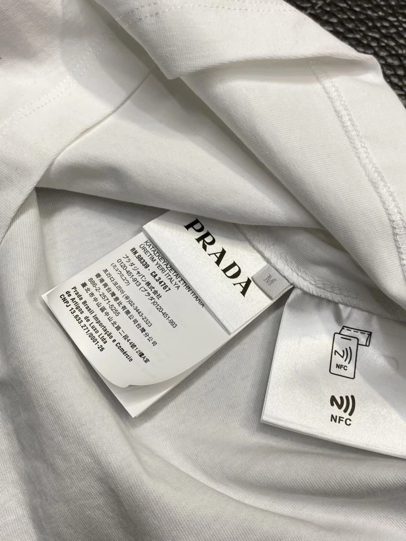 Prada T-Shirts Comfortable 168651