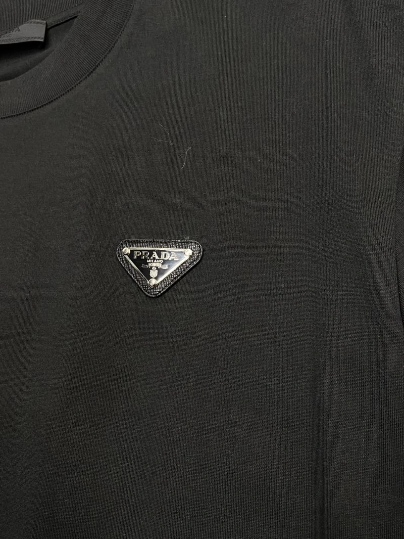 Prada T-Shirts WaterResistant 168682