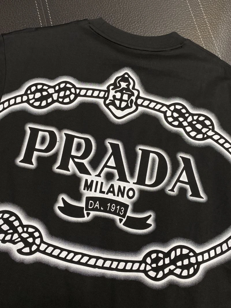 Prada T-Shirts WaterResistant 168682