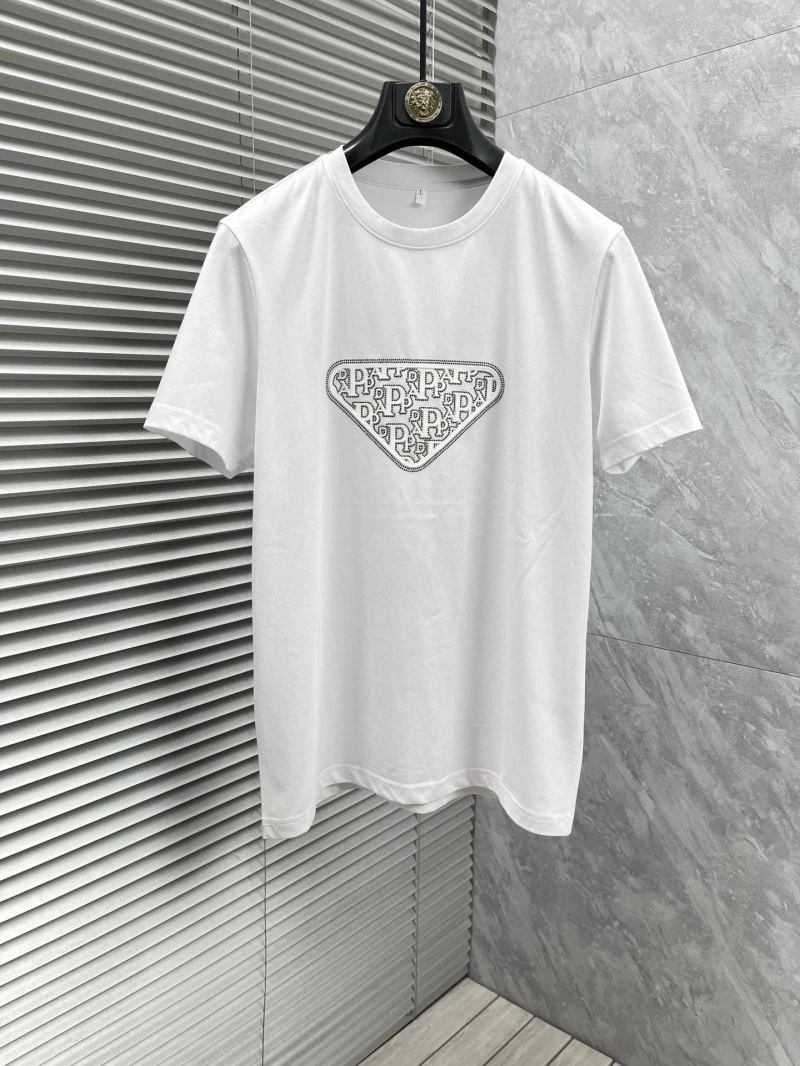 ModernLook Prada T-Shirts 168659