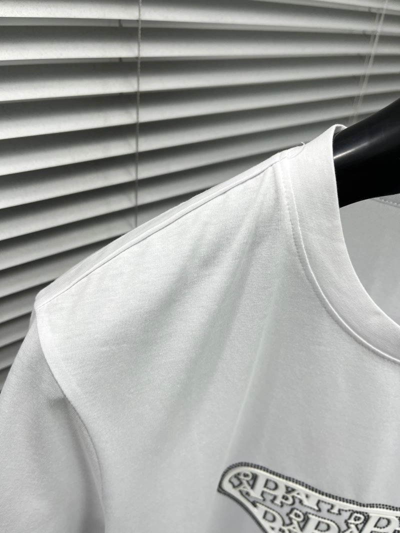ModernLook Prada T-Shirts 168659