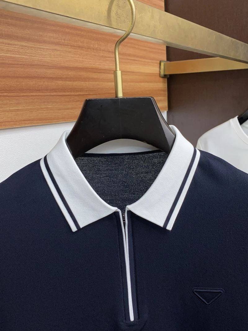 Prada T-Shirts UrbanStyle 168638