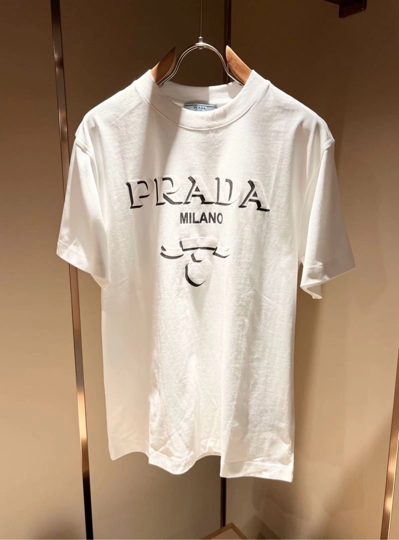TravelReady Prada T-Shirts 168702