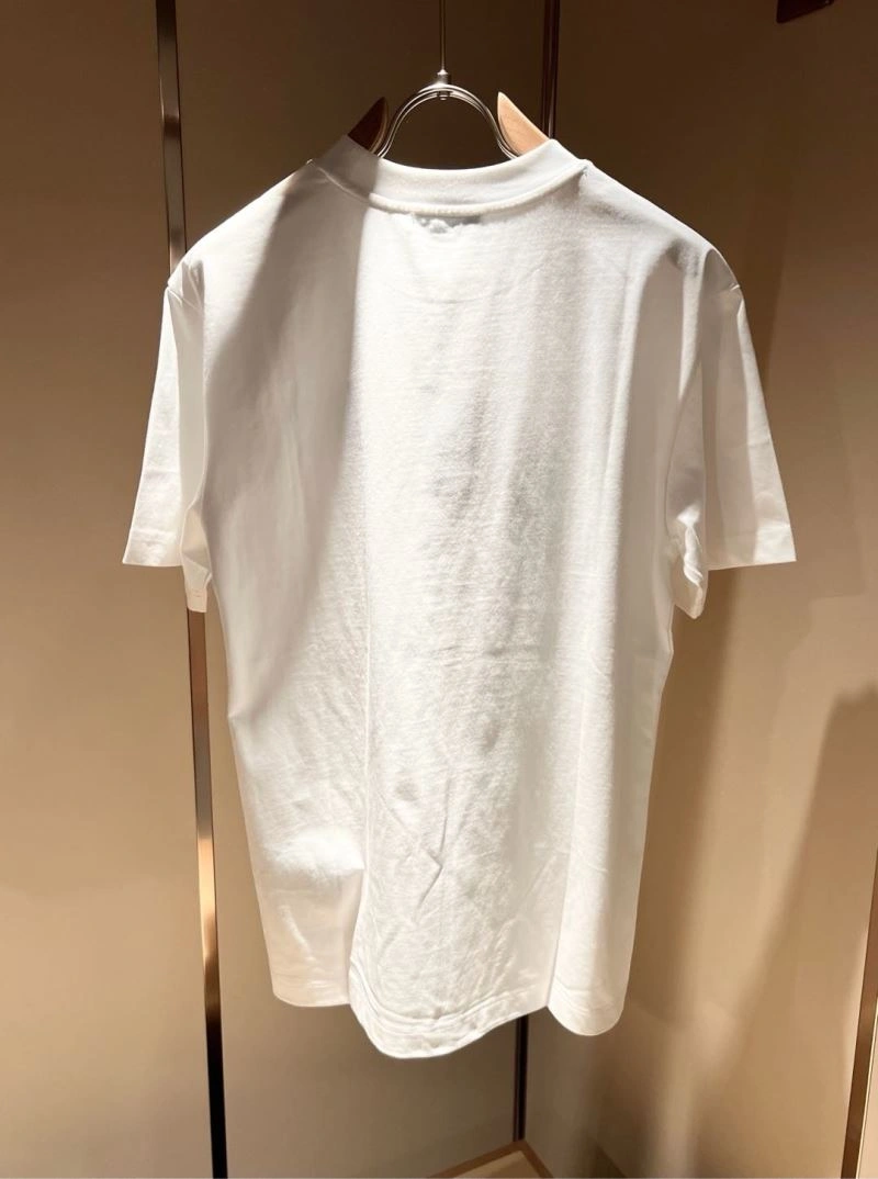 Bold Prada T-Shirts 168643