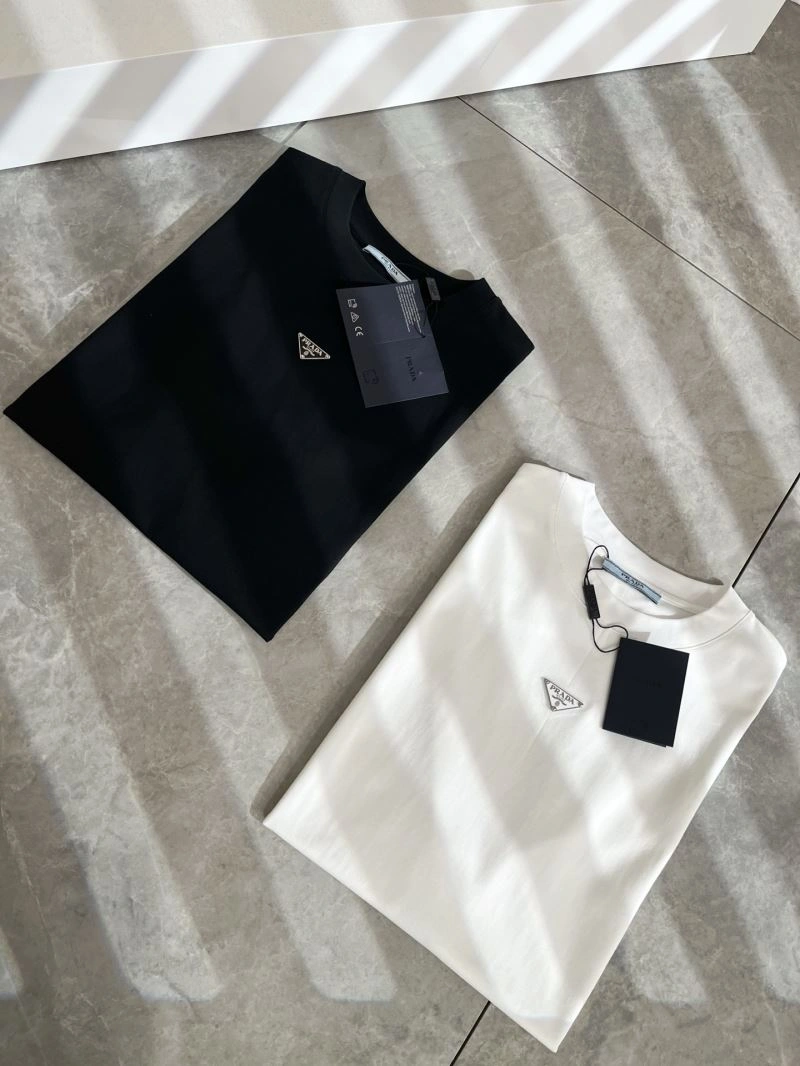 Supportive Prada T-Shirts 168625
