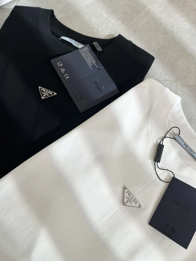 Supportive Prada T-Shirts 168625