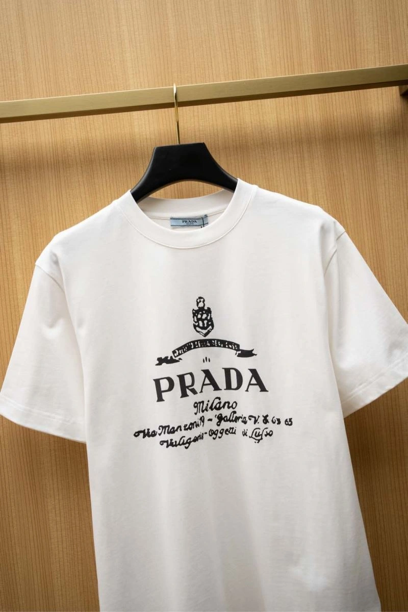 Prada T-Shirts ZipUp 168620