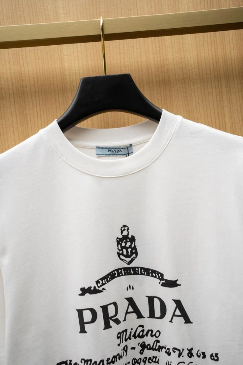 Prada T-Shirts ZipUp 168620