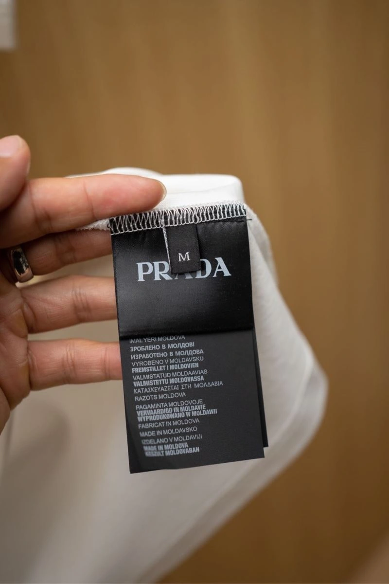 Prada T-Shirts ZipUp 168620