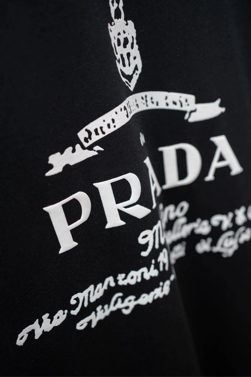 Unique Prada T-Shirts 168618