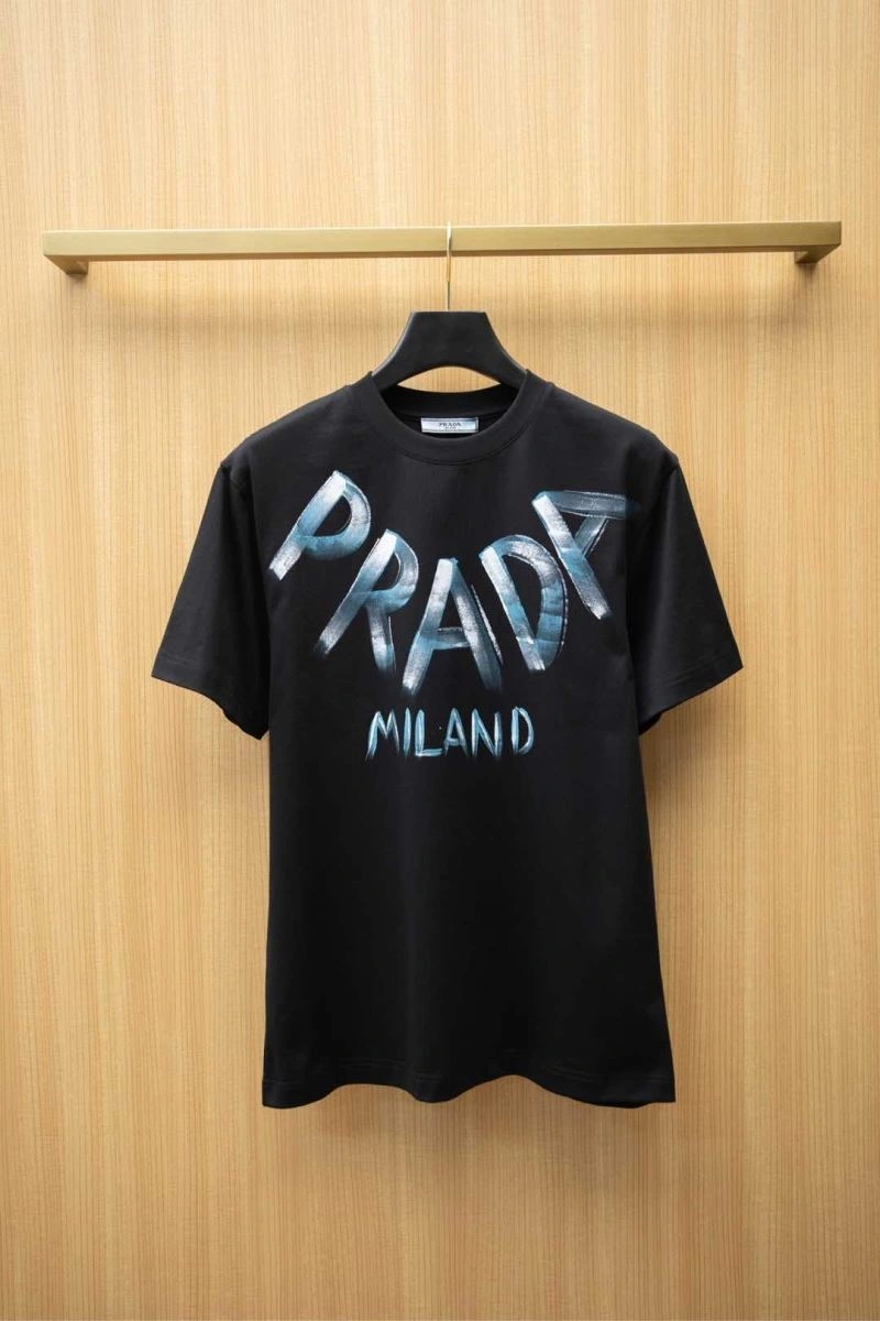Prada T-Shirts Trendsetting 168615