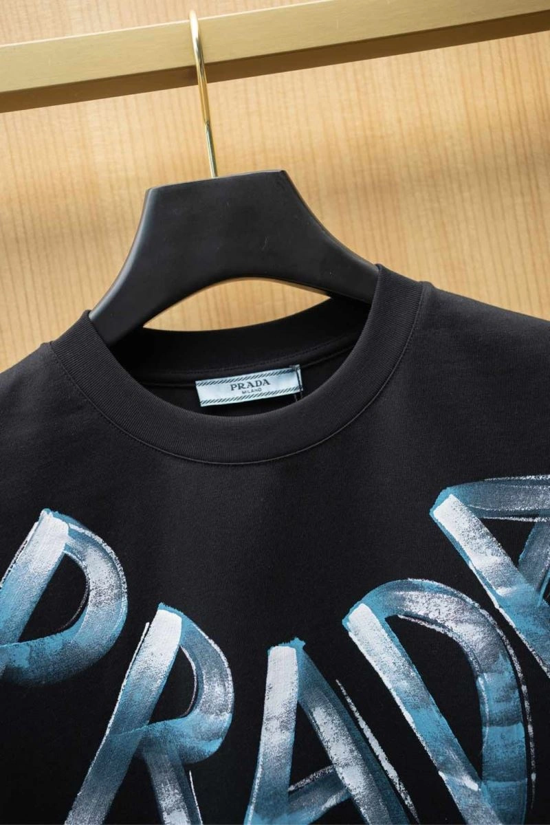 Prada T-Shirts Trendsetting 168615
