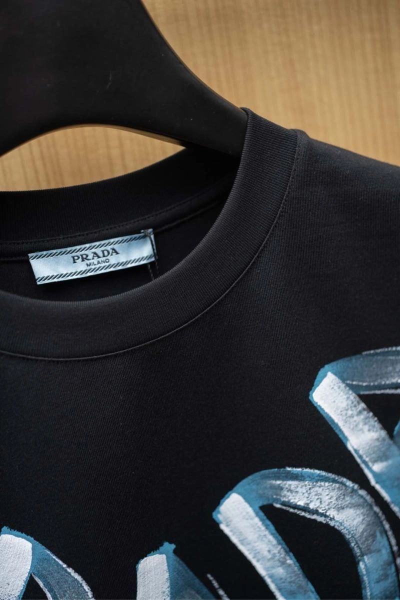 Prada T-Shirts Trendsetting 168615
