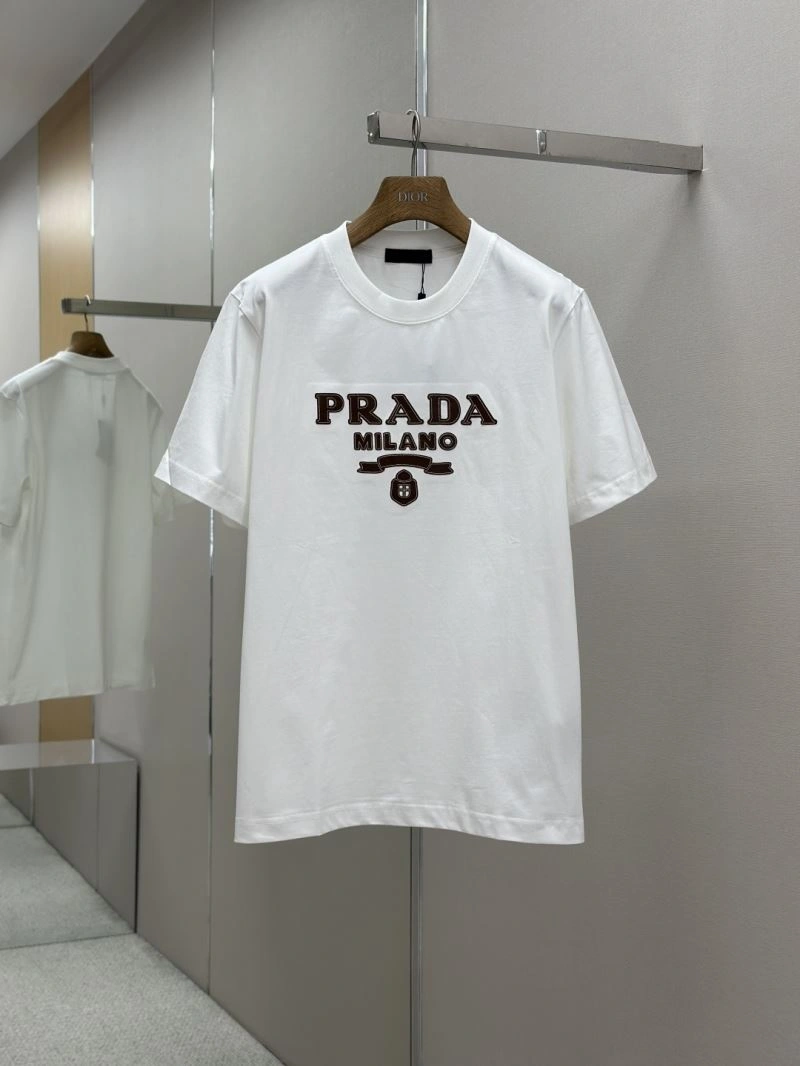 Flexible Prada T-Shirts 168596