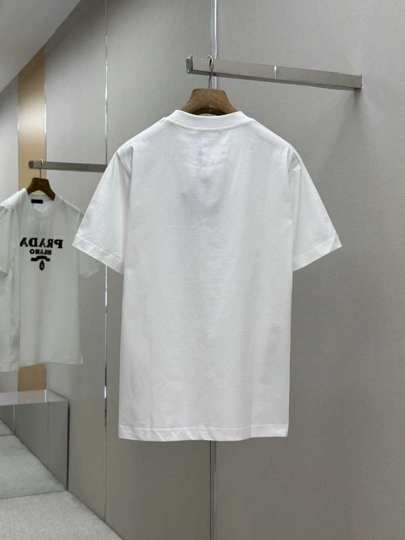 Flexible Prada T-Shirts 168596