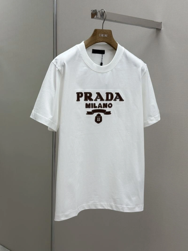 Flexible Prada T-Shirts 168596