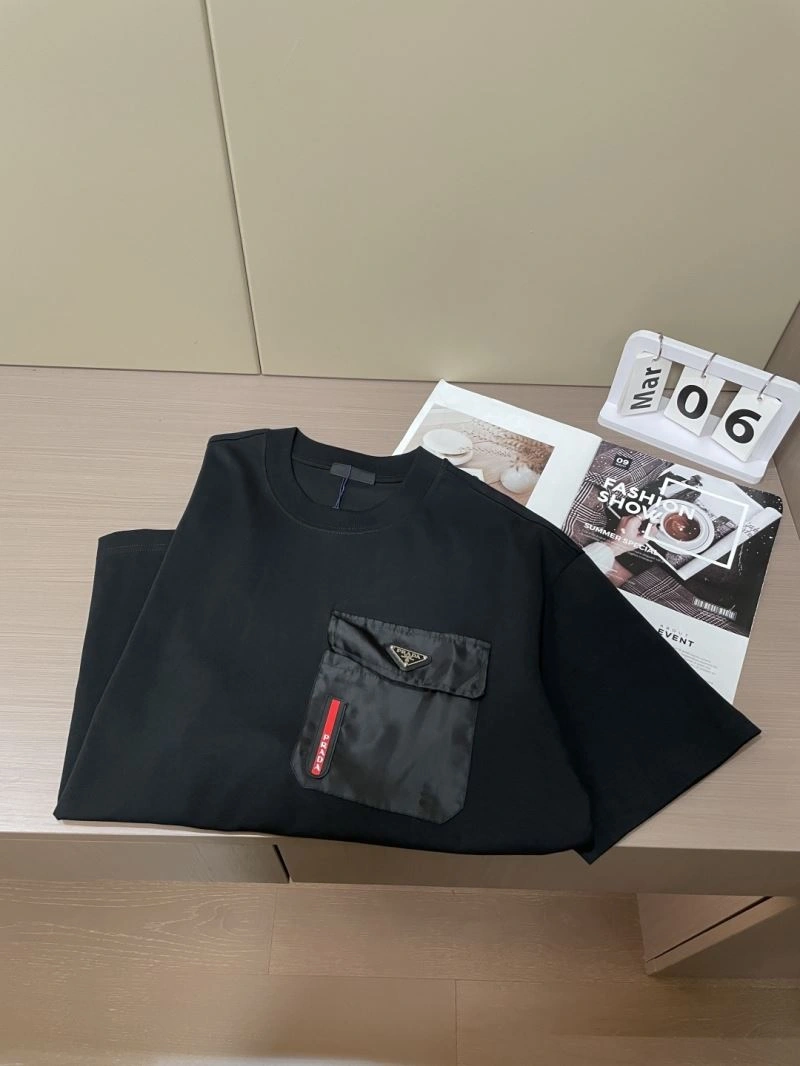 Prada T-Shirts MultiPurpose 168603