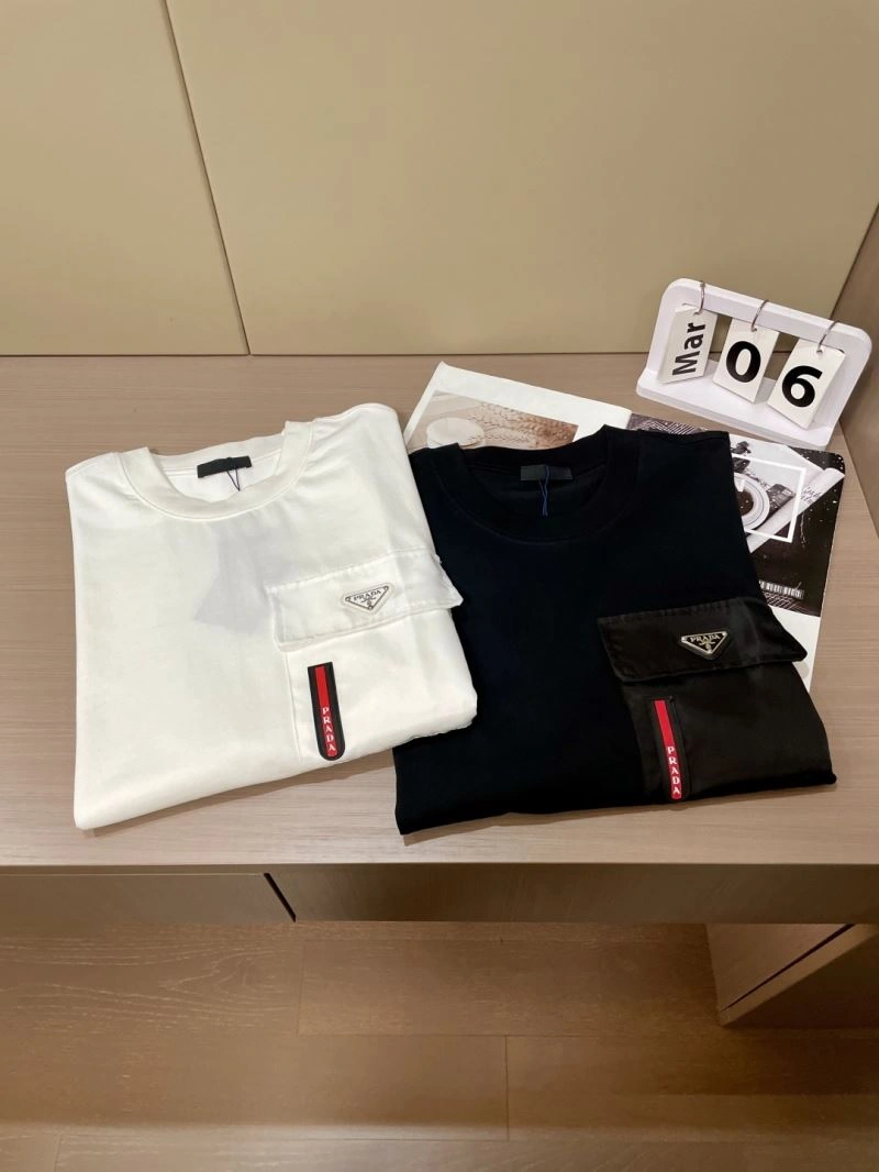 Prada T-Shirts MultiPurpose 168603