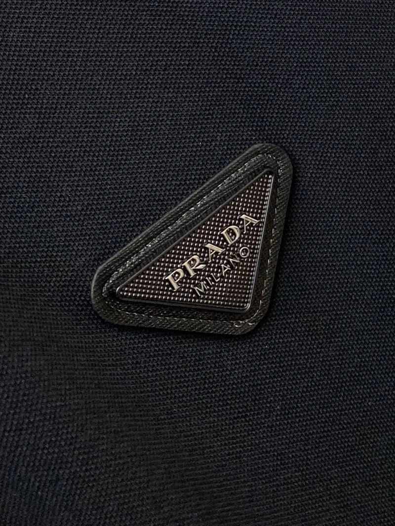 Premium Prada T-Shirts 168602