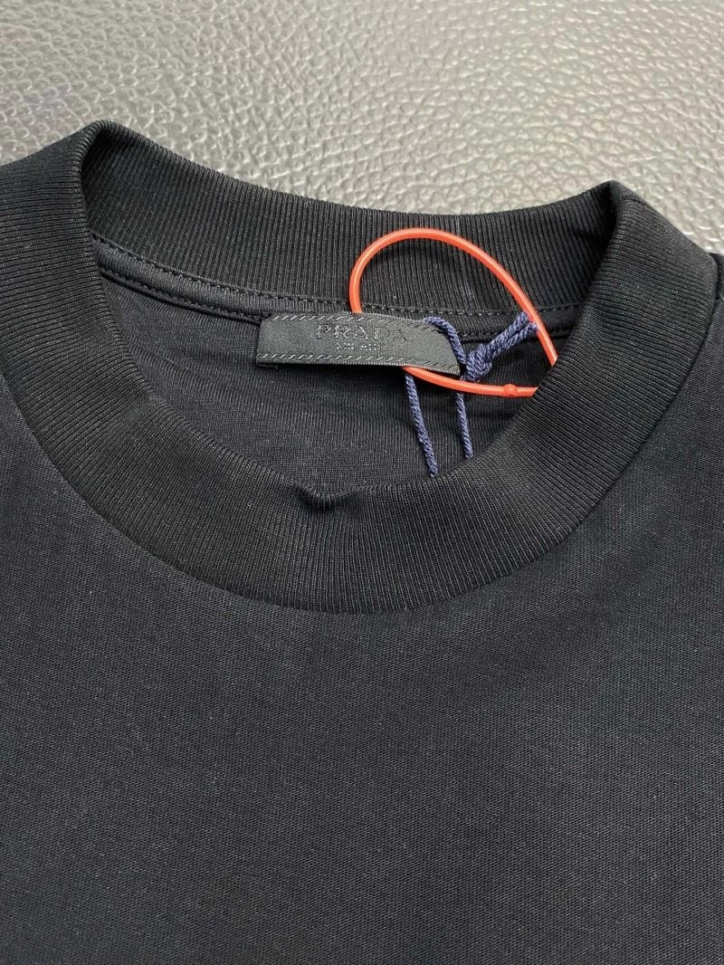 Sustainable Prada T-Shirts 168581