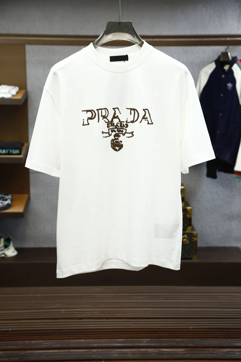 UrbanChic Prada T-Shirts 168611