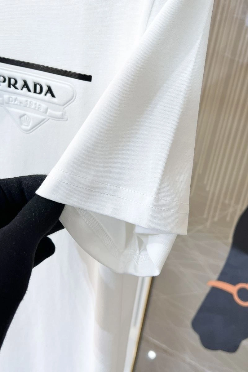 Prada T-Shirts Effortless 168564