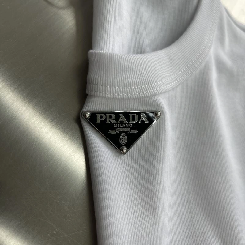 Prada T-Shirts Affordable 168630