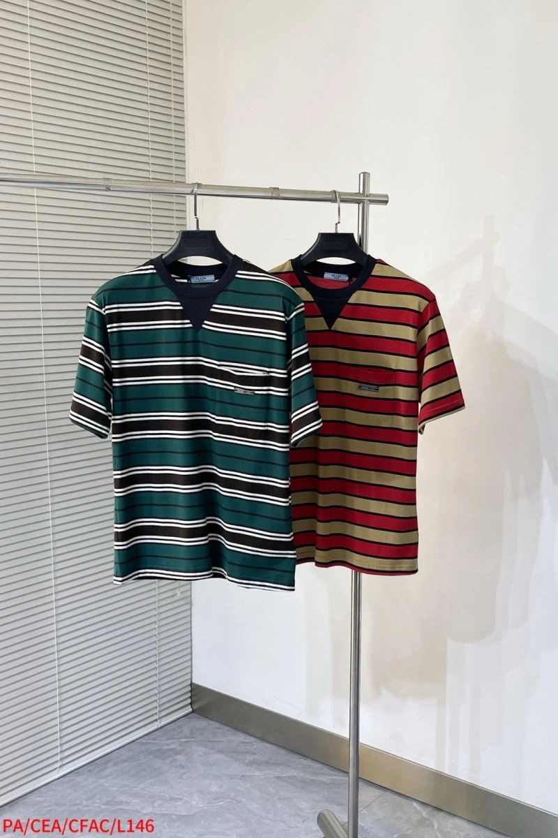 Prada T-Shirts Soft 168569