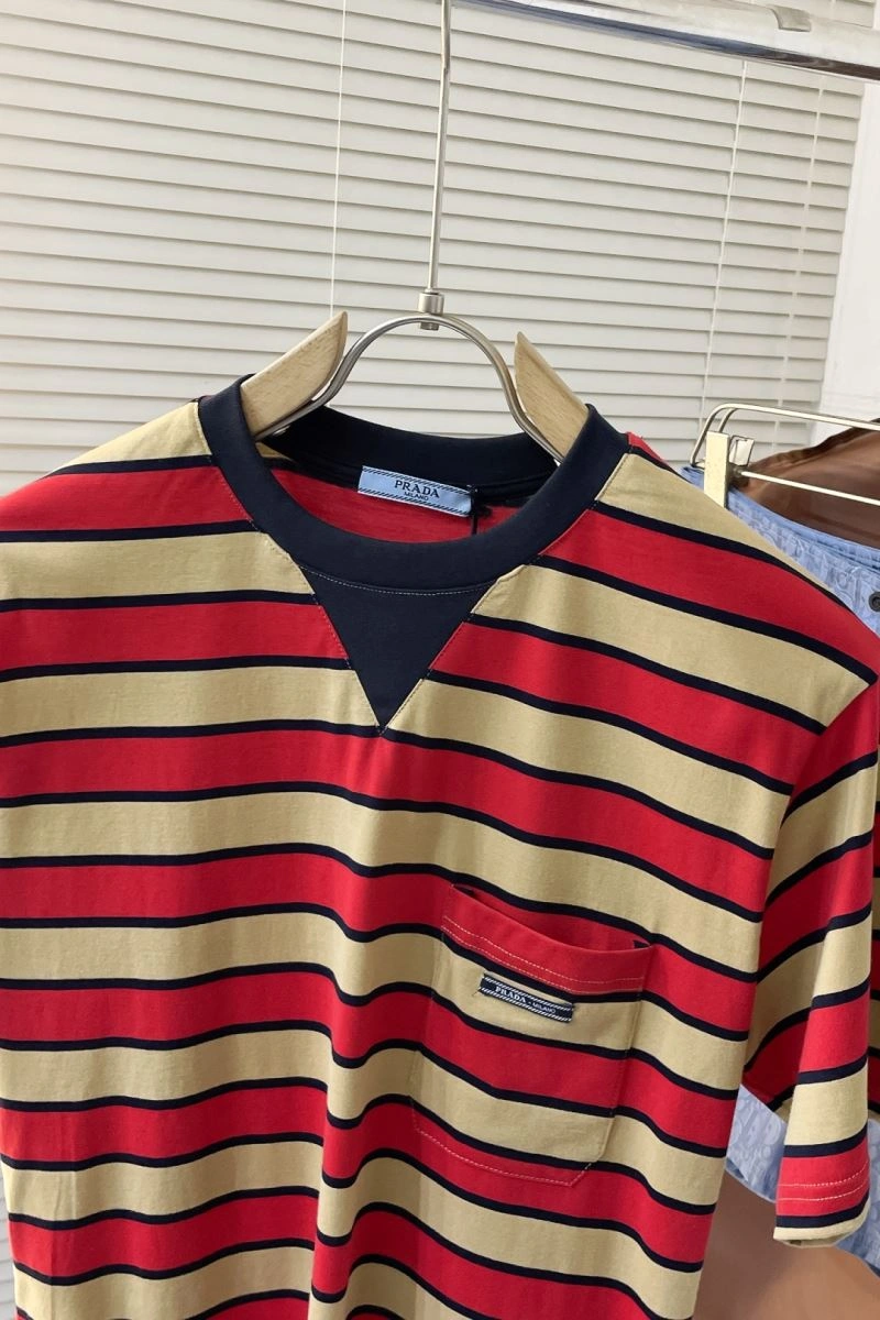 Prada T-Shirts Soft 168569