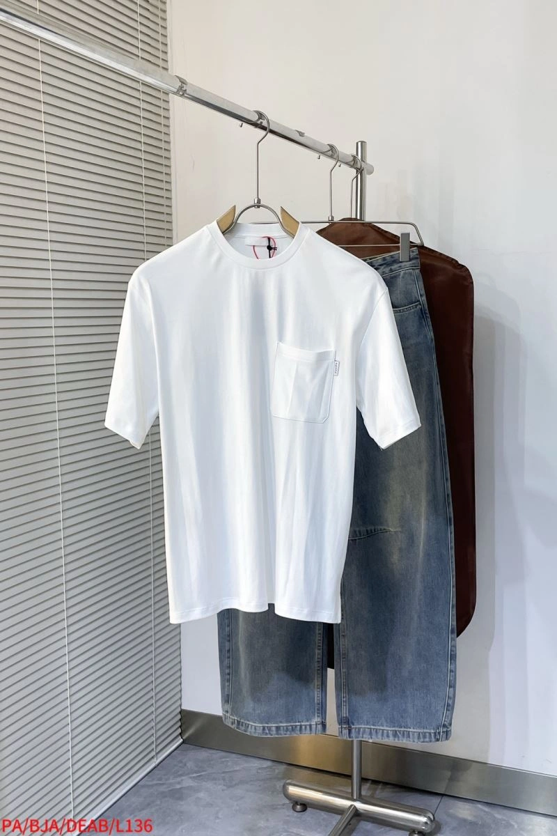 Efficient Prada T-Shirts 168576