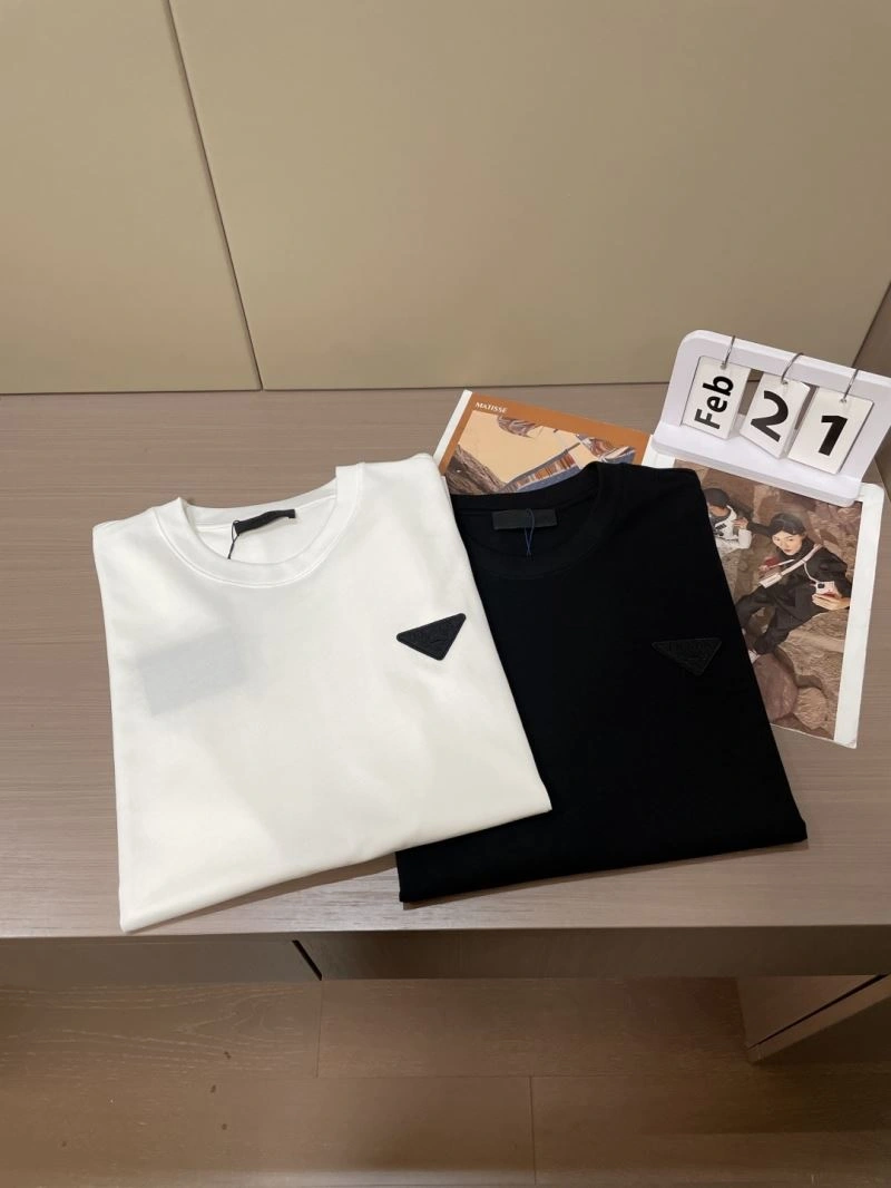 Sophisticated Prada T-Shirts 168565