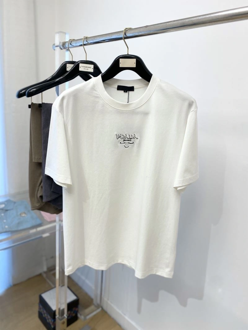 Prada T-Shirts Breathable 168560