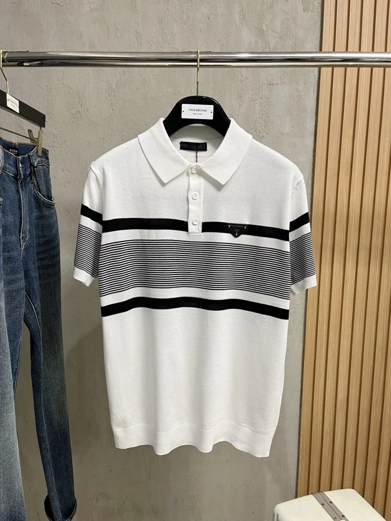 Prada T-Shirts WellDesigned 168578