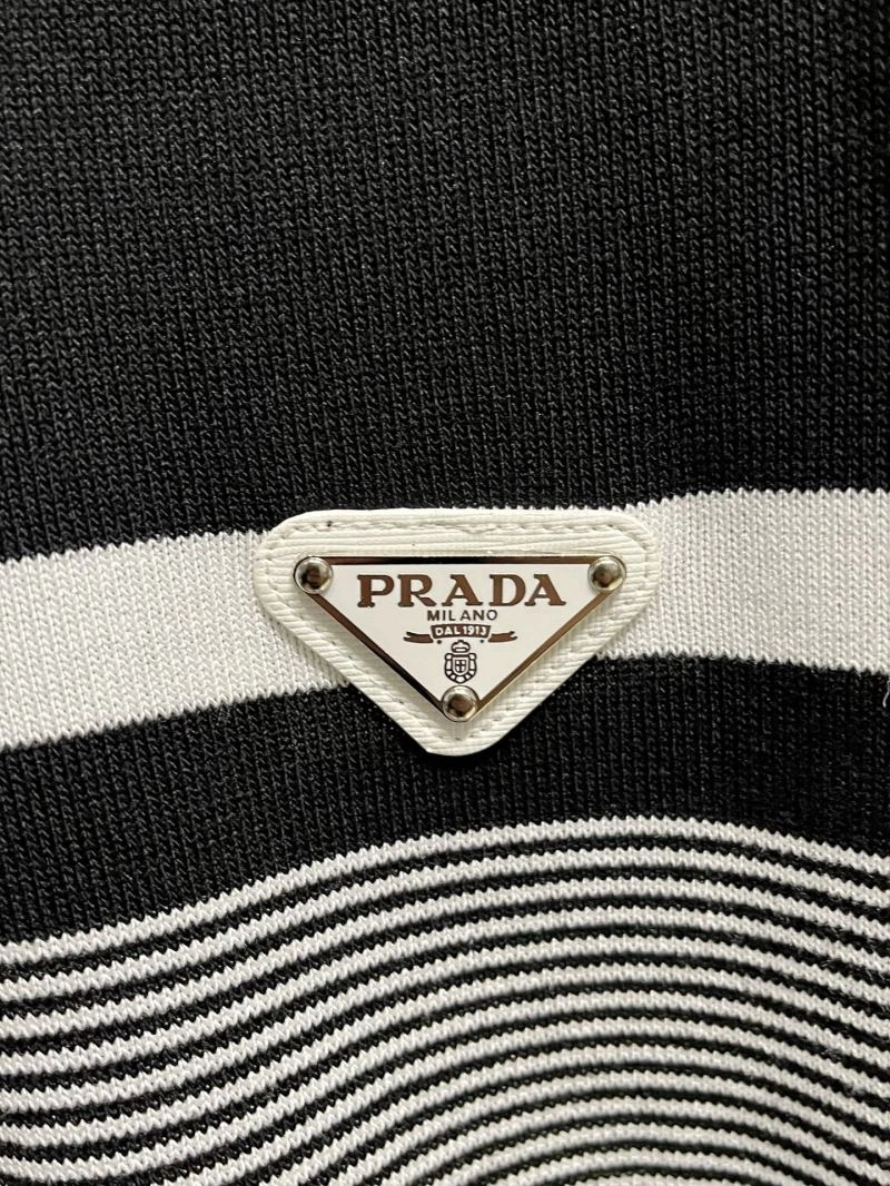 Prada T-Shirts GoAnywhere 168571