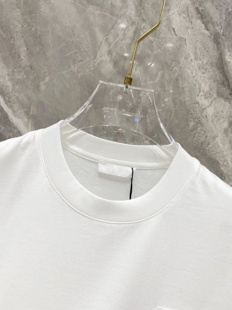 Contemporary Prada T-Shirts 168553