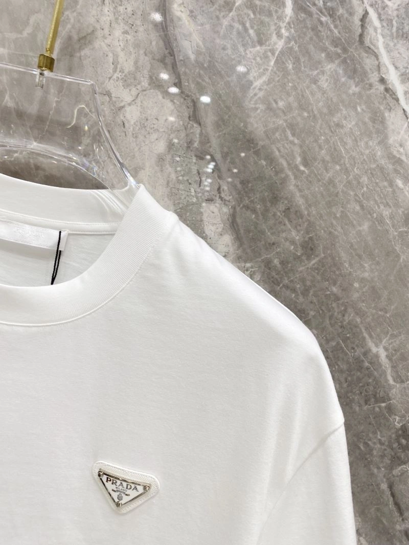 Contemporary Prada T-Shirts 168553