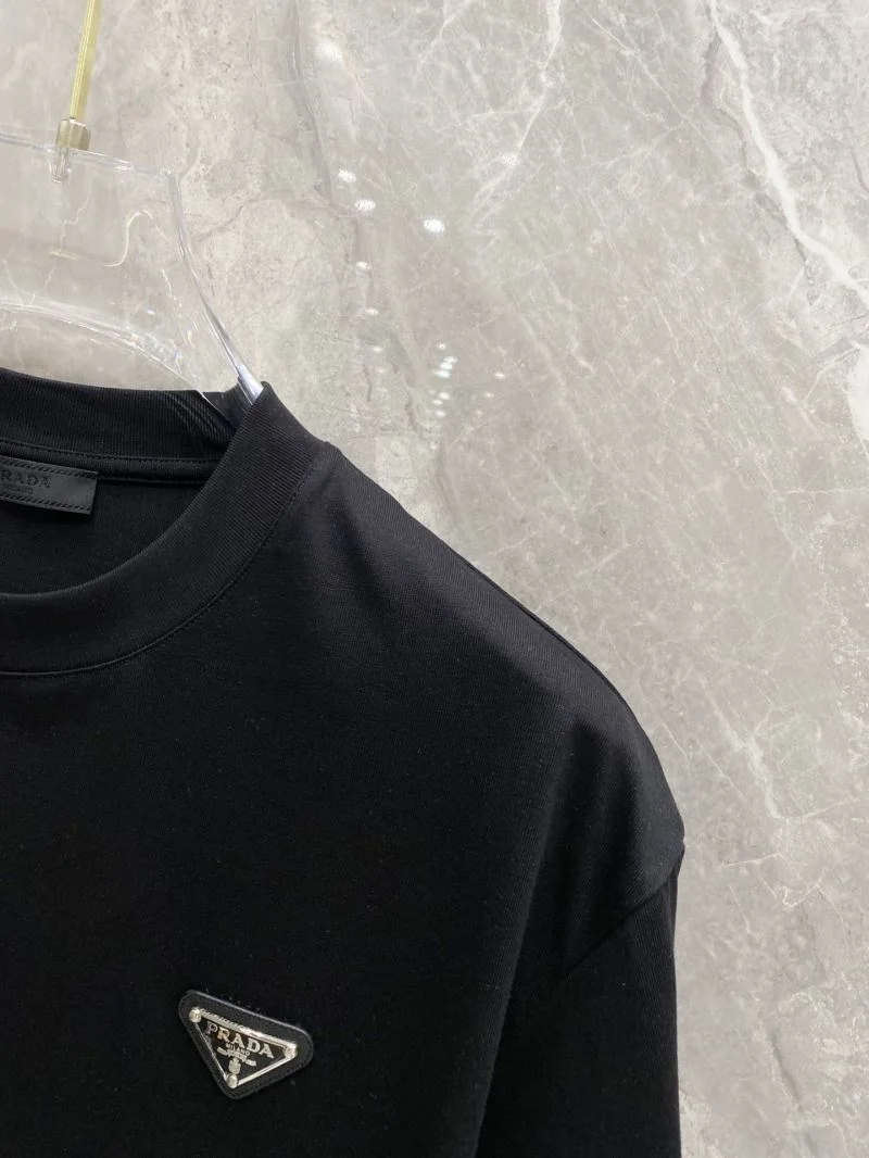 Vibrant Prada T-Shirts 168552