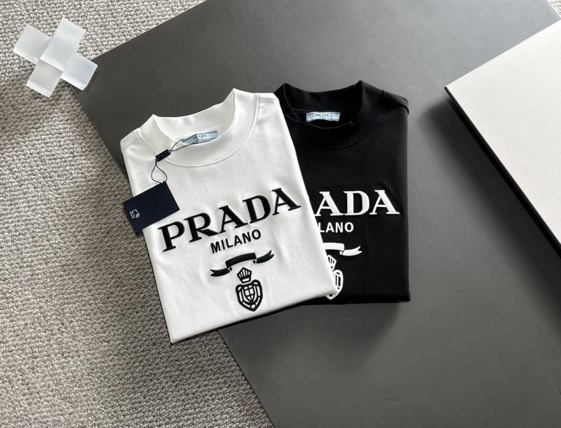 Prada T-Shirts Lightweight 168579