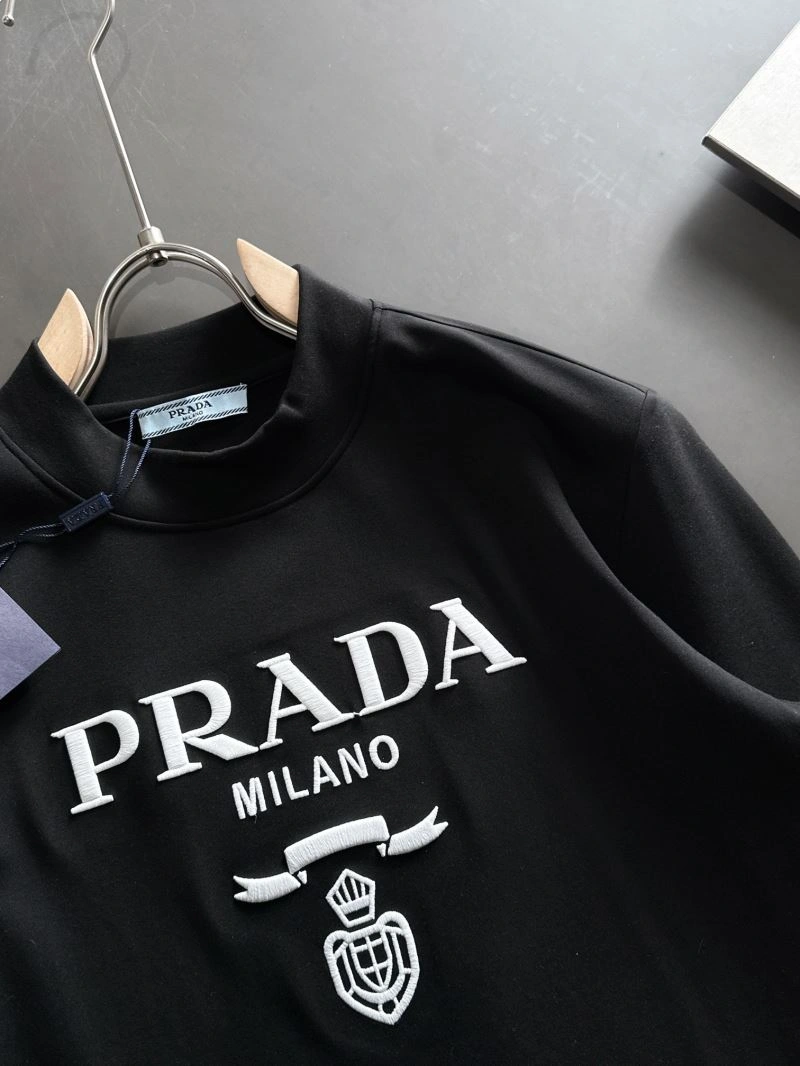 Prada T-Shirts Lightweight 168579