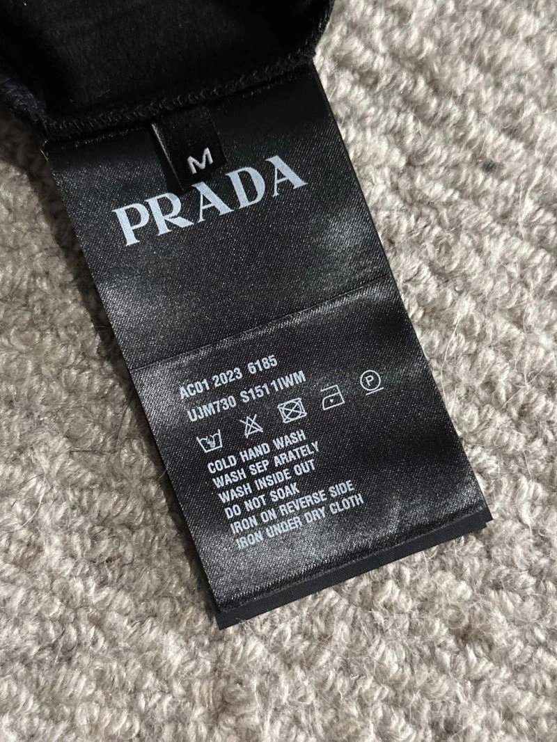 Prada T-Shirts Lightweight 168579