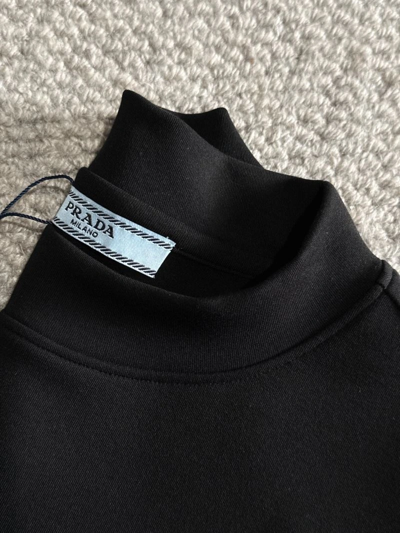Prada T-Shirts Lightweight 168579