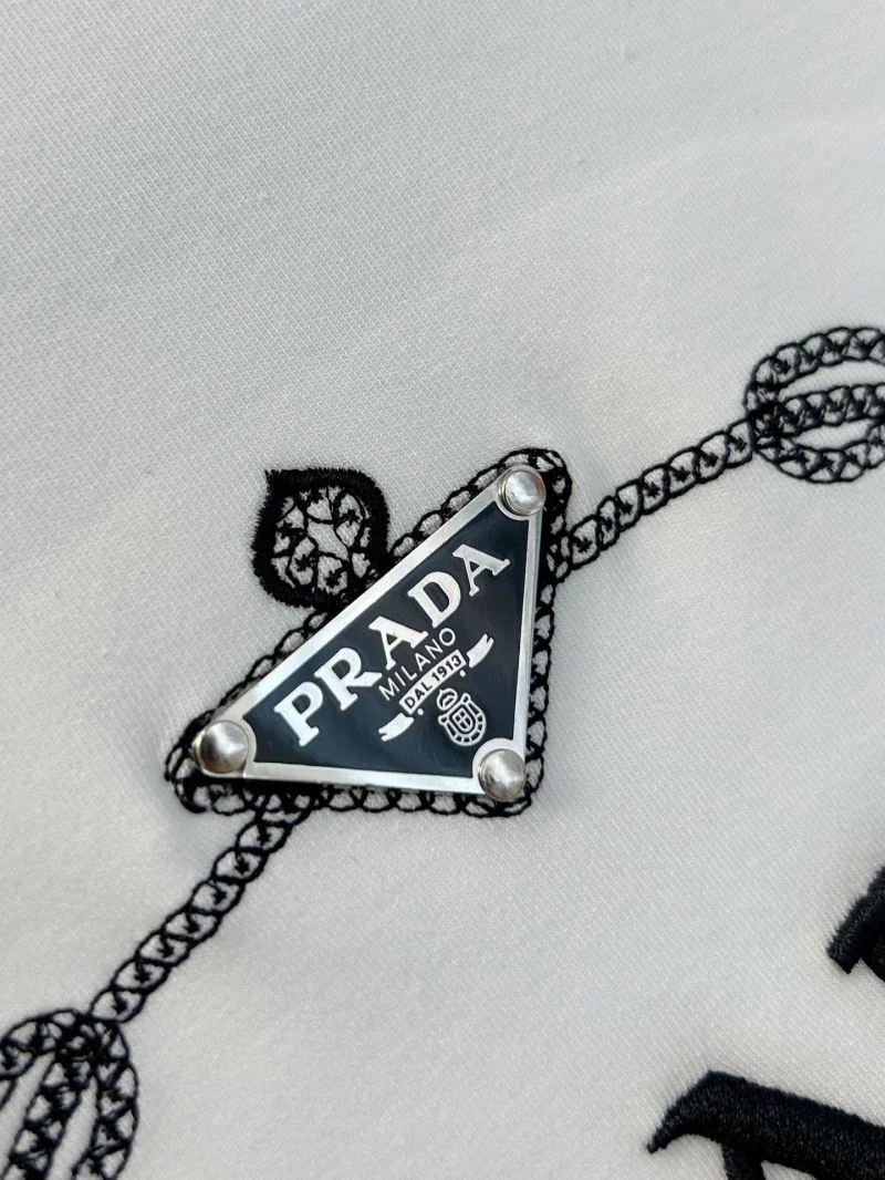 Prada T-Shirts Vibrant 168535