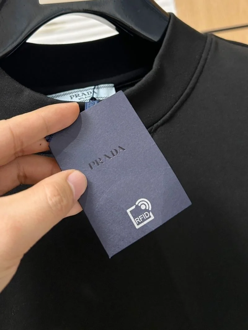 HighPerformance Prada T-Shirts 168531