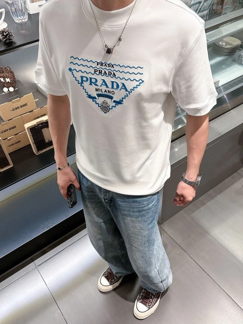 Prada T-Shirts Elegant 168538